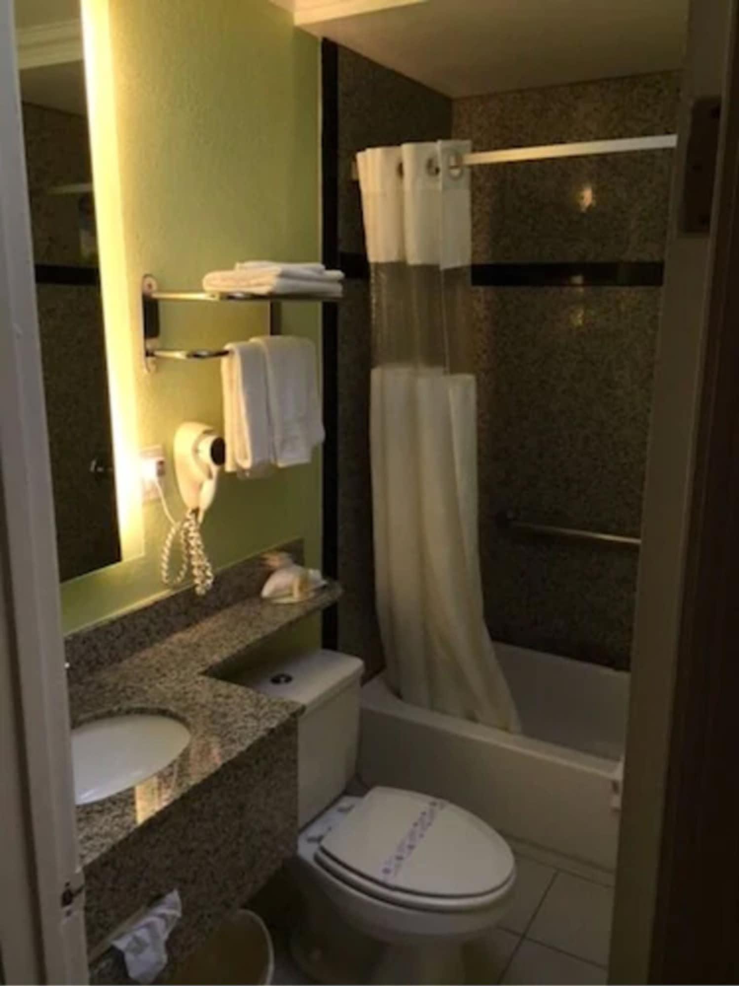 Days Inn San Francisco - Lombard Екстер'єр фото