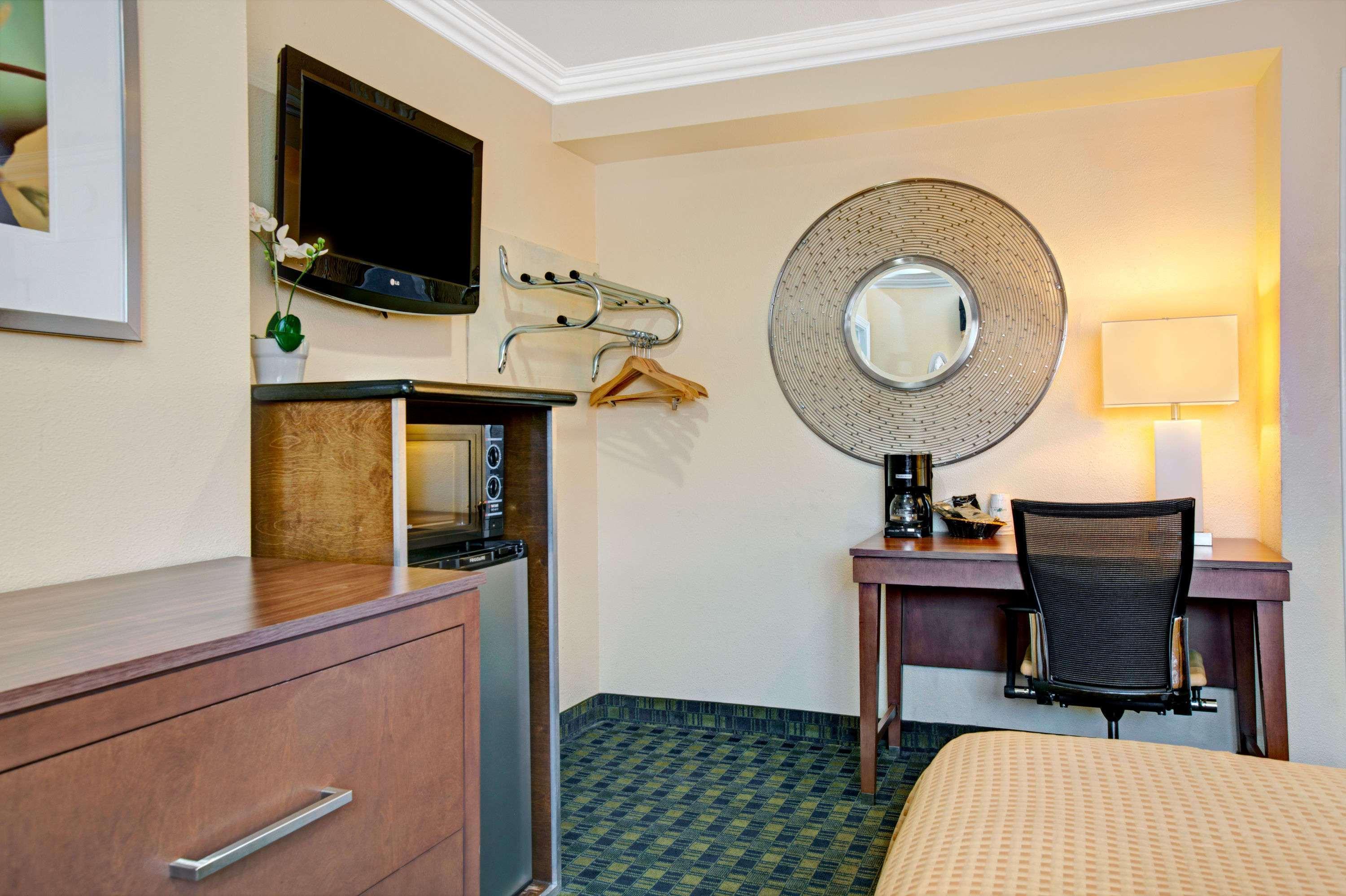 Days Inn San Francisco - Lombard Екстер'єр фото
