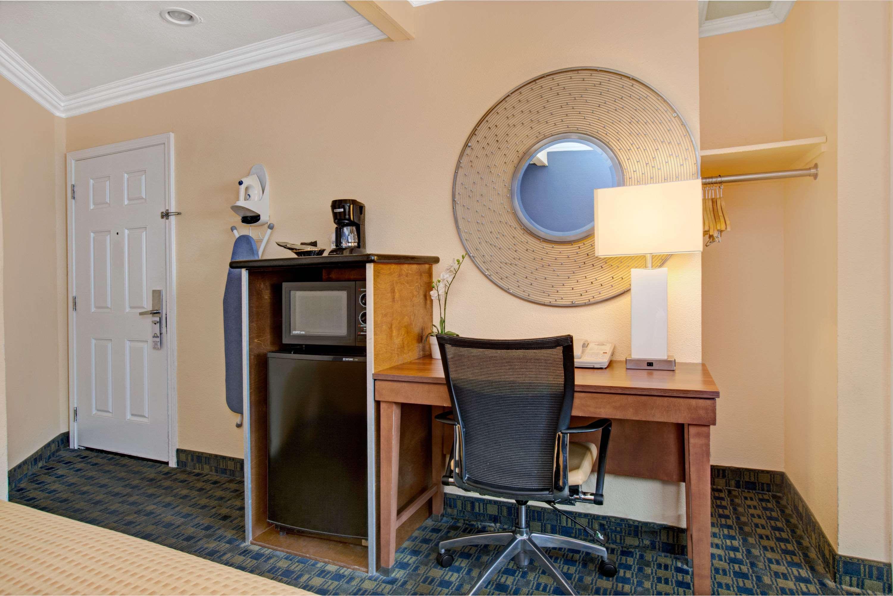 Days Inn San Francisco - Lombard Екстер'єр фото